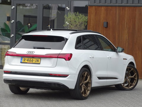 Audi e-tron e-tron 55 Quattro 408PK / pano / 22'' RS / B&O sound / 360°