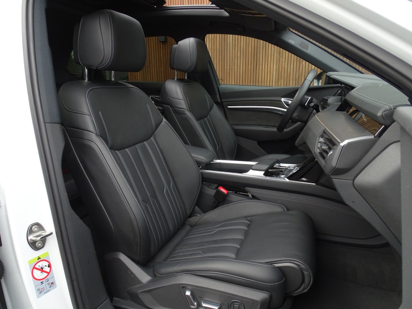 Audi e-tron e-tron 55 Quattro 408PK / pano / 22'' RS / B&O sound / 360°