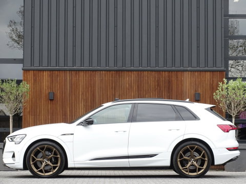 Audi e-tron e-tron 55 Quattro 408PK / pano / 22'' RS / B&O sound / 360°