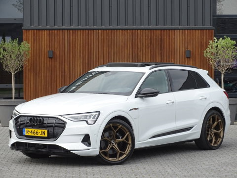 Audi e-tron e-tron 55 Quattro 408PK / pano / 22'' RS / B&O sound / 360°