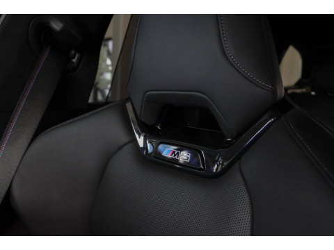 BMW M5 Touring V8 727pk Hybrid Panoramadak Keramisch Full carbon pack *BTW* NLauto VOL VOL VOL!!!