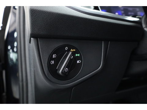 Volkswagen Taigo 1.0 TSI Life Business | Rijklaar! | Dig. Cockpit | IQ Light | Adapt. Cruise | Camera | Stoelverw. | Dodehoek | Apple CarPlay