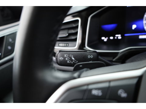 Volkswagen Taigo 1.0 TSI Life Business | Rijklaar! | Dig. Cockpit | IQ Light | Adapt. Cruise | Camera | Stoelverw. | Dodehoek | Apple CarPlay