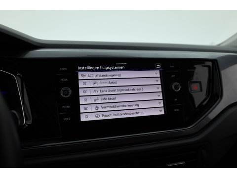 Volkswagen Taigo 1.0 TSI Life Business | Rijklaar! | Dig. Cockpit | IQ Light | Adapt. Cruise | Camera | Stoelverw. | Dodehoek | Apple CarPlay