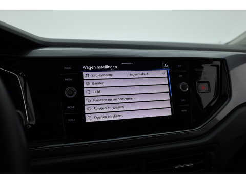 Volkswagen Taigo 1.0 TSI Life Business | Rijklaar! | Dig. Cockpit | IQ Light | Adapt. Cruise | Camera | Stoelverw. | Dodehoek | Apple CarPlay