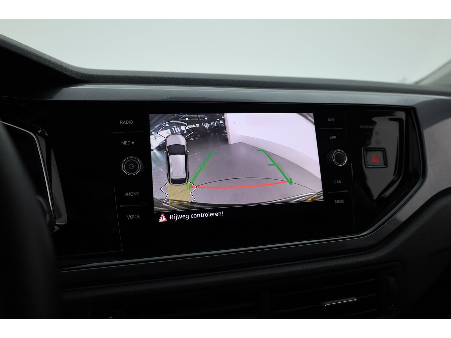 Volkswagen Taigo 1.0 TSI Life Business | Rijklaar! | Dig. Cockpit | IQ Light | Adapt. Cruise | Camera | Stoelverw. | Dodehoek | Apple CarPlay