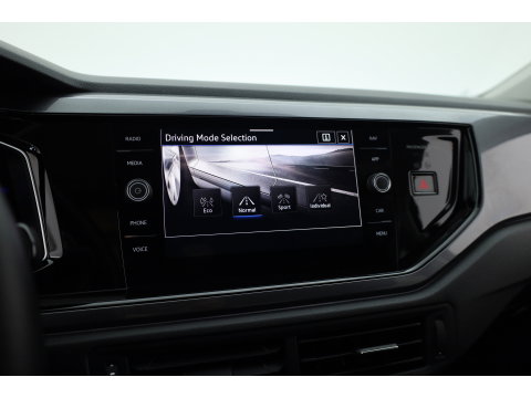 Volkswagen Taigo 1.0 TSI Life Business | Rijklaar! | Dig. Cockpit | IQ Light | Adapt. Cruise | Camera | Stoelverw. | Dodehoek | Apple CarPlay