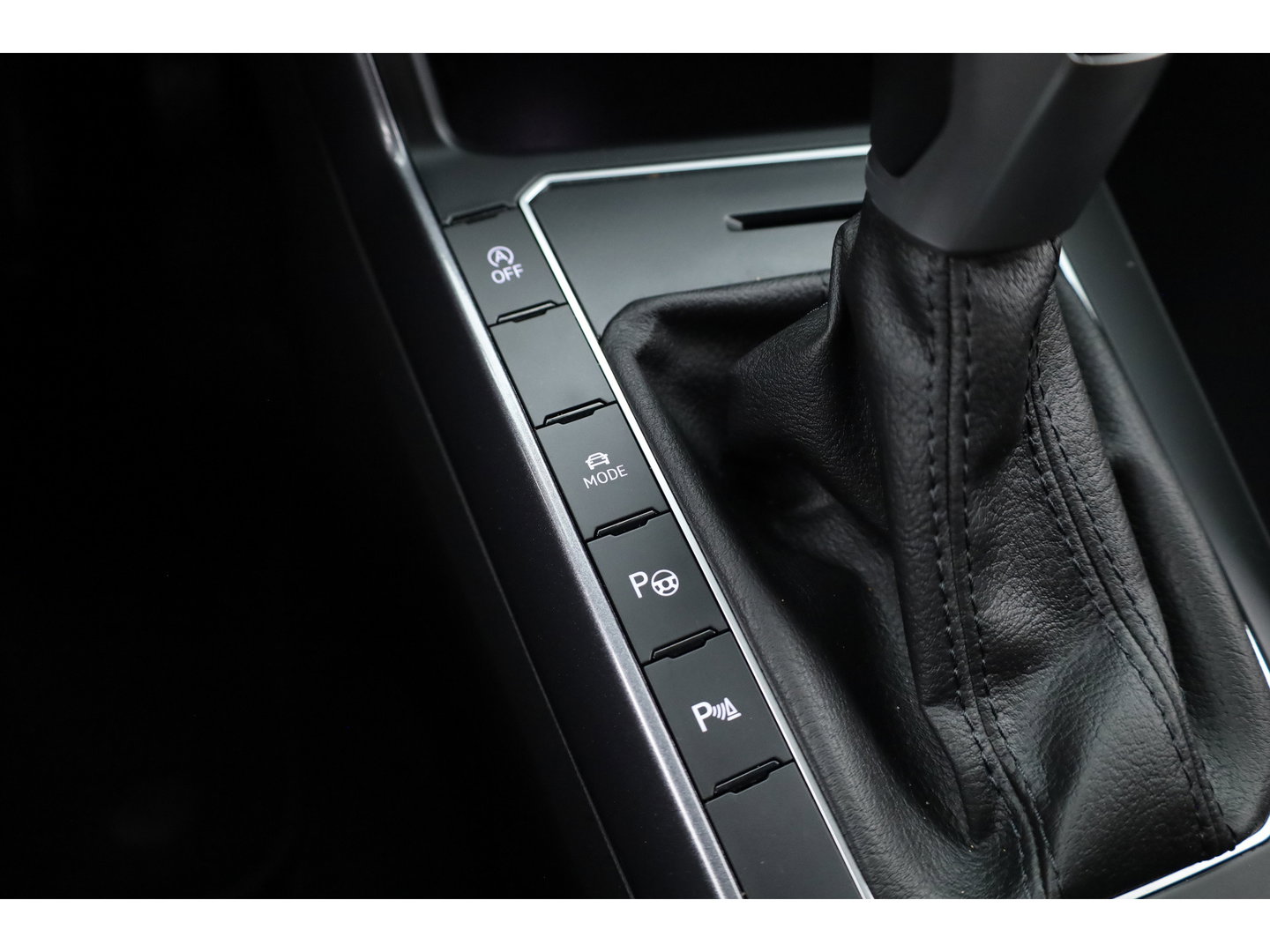 Volkswagen Taigo 1.0 TSI Life Business | Rijklaar! | Dig. Cockpit | IQ Light | Adapt. Cruise | Camera | Stoelverw. | Dodehoek | Apple CarPlay