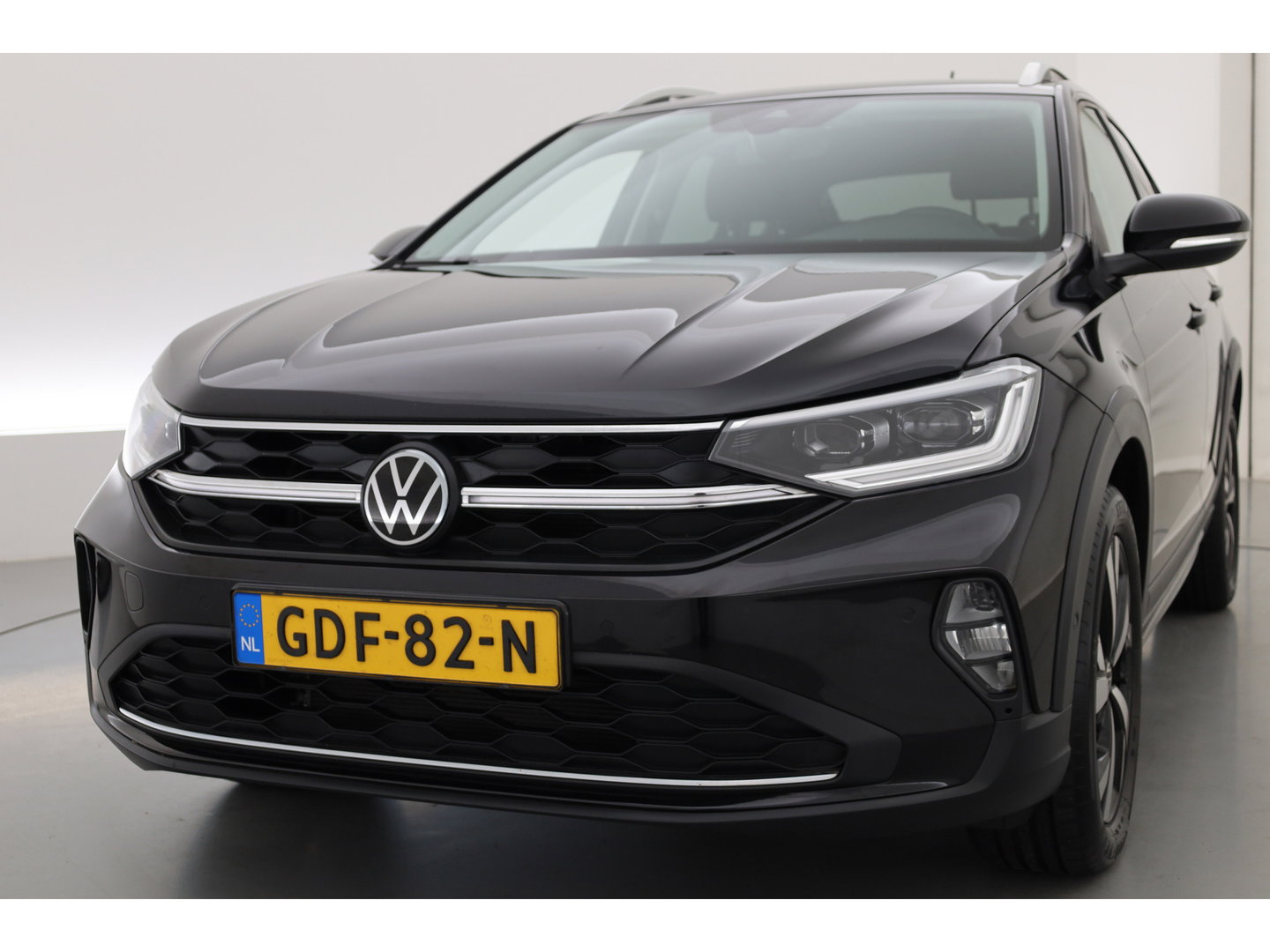 Volkswagen Taigo 1.0 TSI Life Business | Rijklaar! | Dig. Cockpit | IQ Light | Adapt. Cruise | Camera | Stoelverw. | Dodehoek | Apple CarPlay