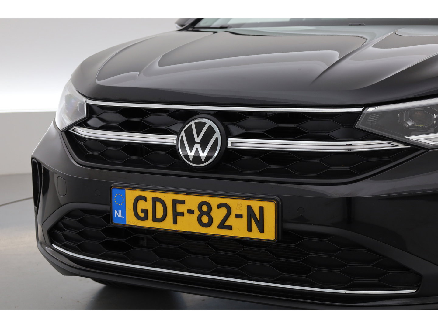 Volkswagen Taigo 1.0 TSI Life Business | Rijklaar! | Dig. Cockpit | IQ Light | Adapt. Cruise | Camera | Stoelverw. | Dodehoek | Apple CarPlay