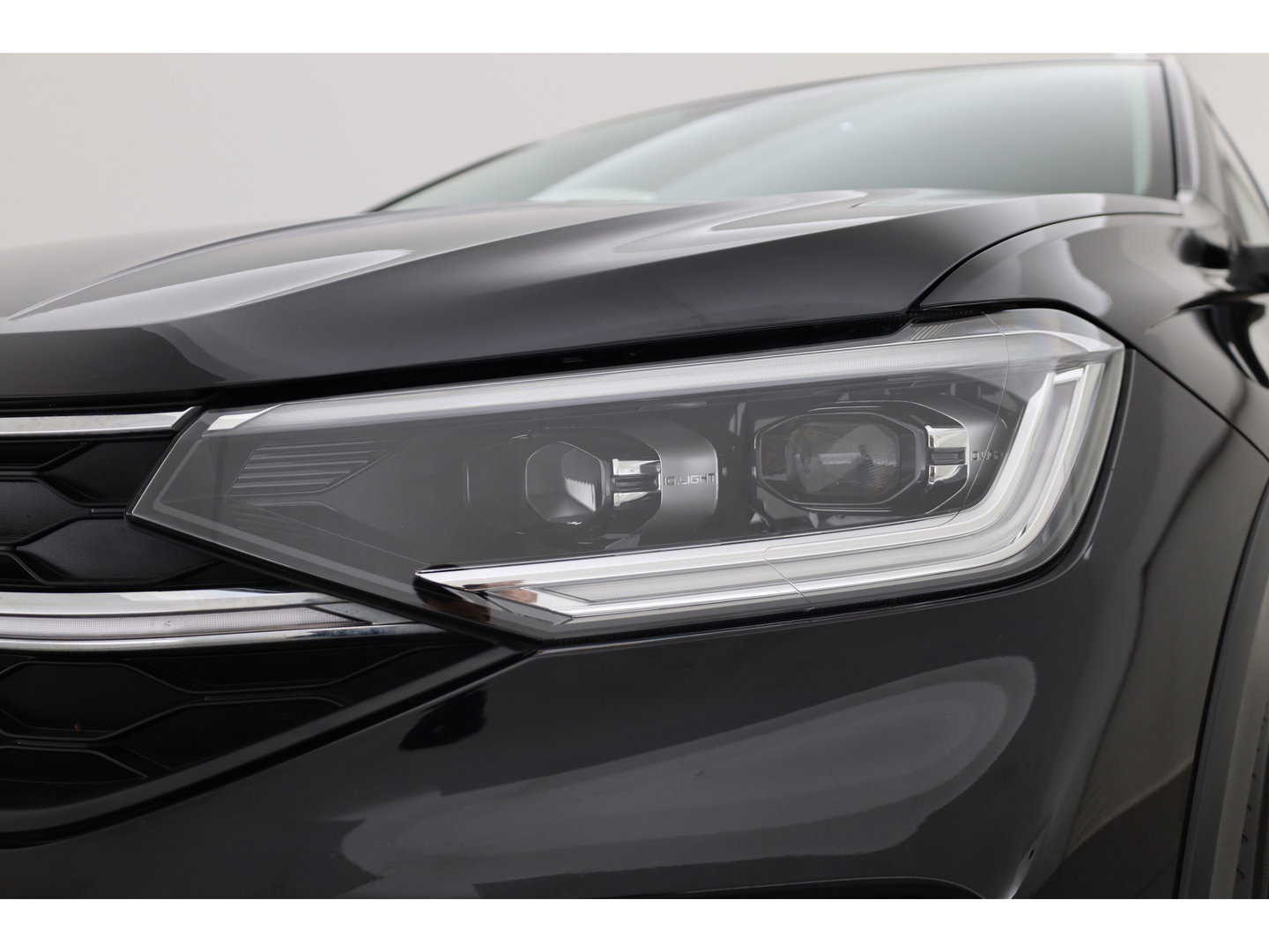 Volkswagen Taigo 1.0 TSI Life Business | Rijklaar! | Dig. Cockpit | IQ Light | Adapt. Cruise | Camera | Stoelverw. | Dodehoek | Apple CarPlay