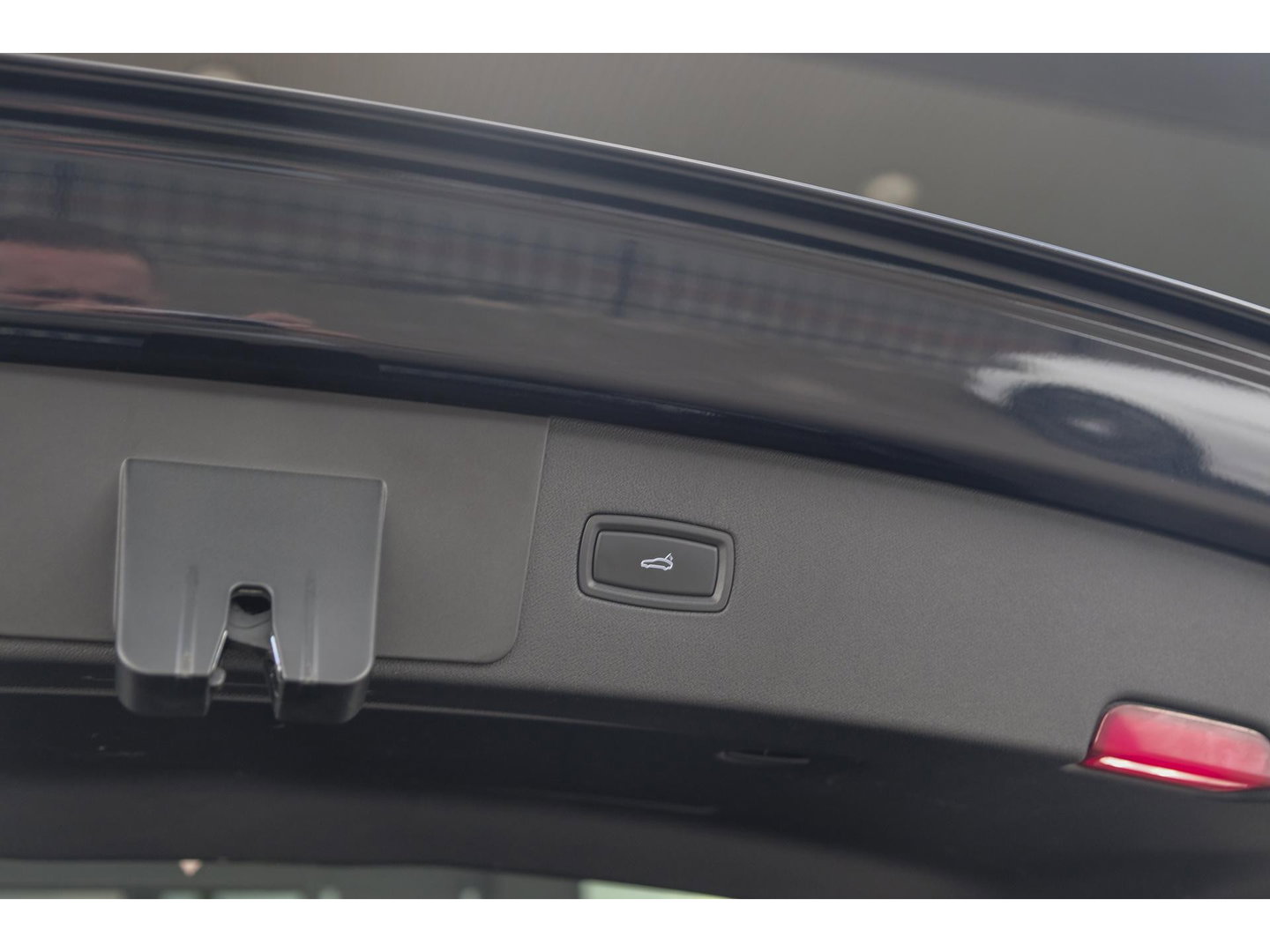 Porsche Cayenne S 2.9 V6 441pk Panoramadak Luchvering Matrix led Comfortstoelen Memory Camera 21" LMV