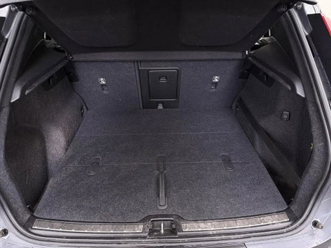 Volvo XC40 2.0 T4 R-Design Pano Leer Autopilot Camera Trekh. NAP