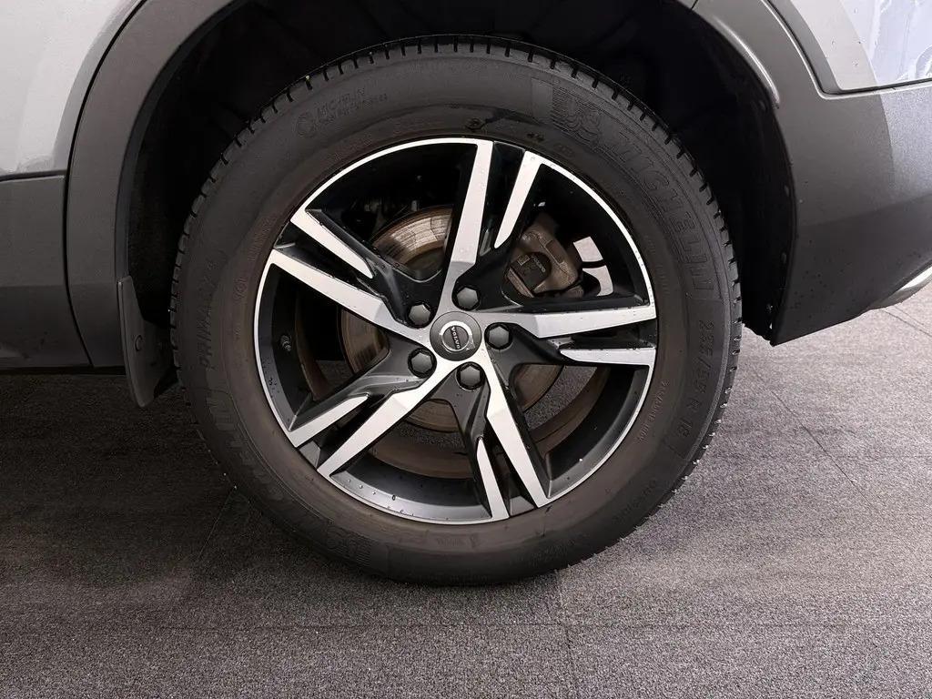 Volvo XC40 2.0 T4 R-Design Pano Leer Autopilot Camera Trekh. NAP