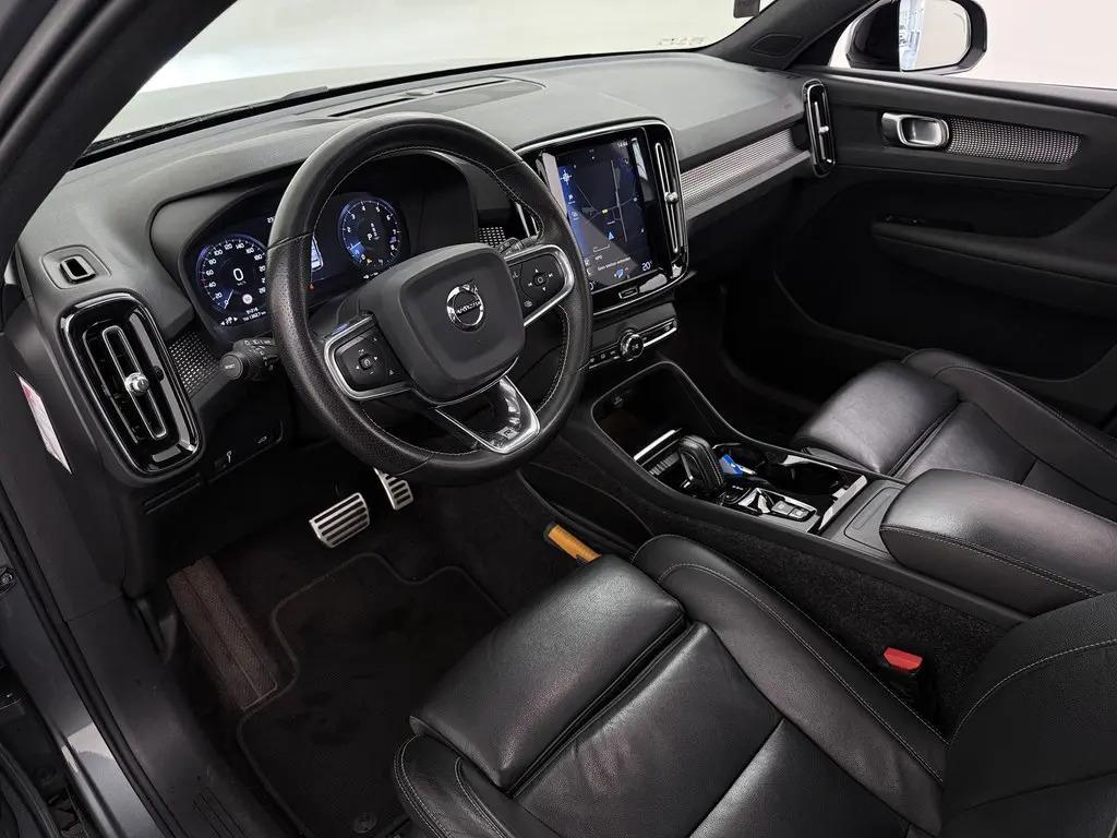 Volvo XC40 2.0 T4 R-Design Pano Leer Autopilot Camera Trekh. NAP