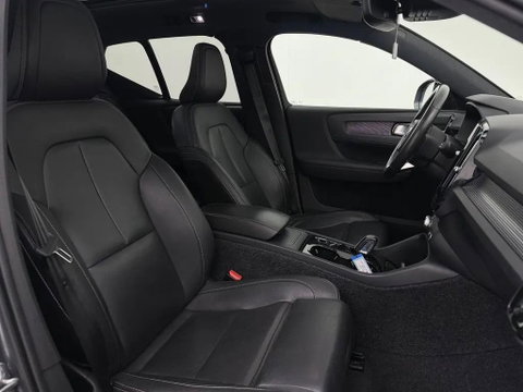 Volvo XC40 2.0 T4 R-Design Pano Leer Autopilot Camera Trekh. NAP