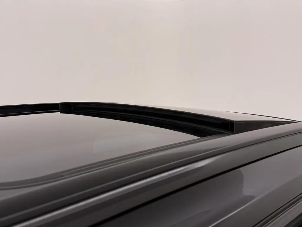 Volvo XC40 2.0 T4 R-Design Pano Leer Autopilot Camera Trekh. NAP
