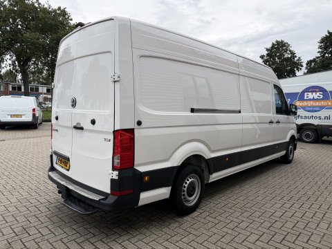 Volkswagen Crafter 35 2.0 TDI 140pk L4H3 ( voorheen L3H2 ) Comfortline / vaste prijs rijklaar € 19.950 ex btw / lease vanaf € 336 / euro 6 / bpm vrij / airco / 270 graden achterdeuren / achteruit rijcamera