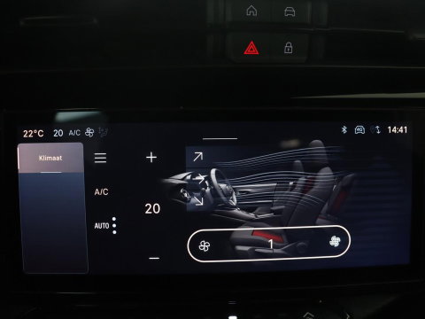 Alfa Romeo Junior 1.2 Turbo Hybrid Ibrida