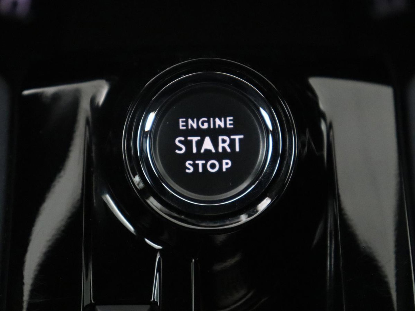 Alfa Romeo Junior 1.2 Turbo Hybrid Ibrida