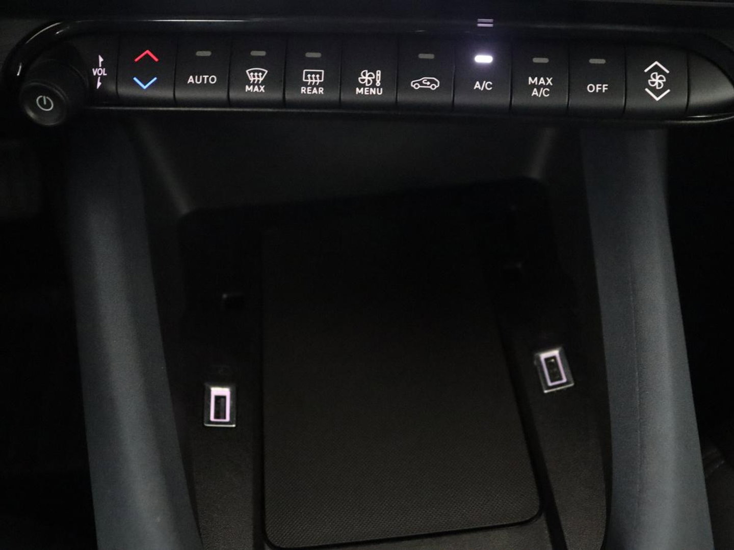Alfa Romeo Junior 1.2 Turbo Hybrid Ibrida