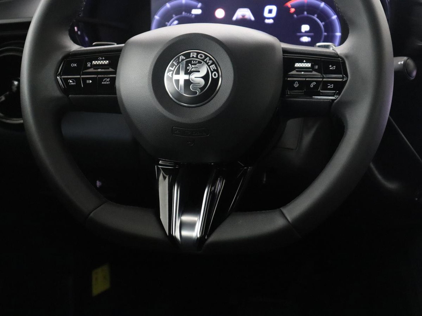 Alfa Romeo Junior 1.2 Turbo Hybrid Ibrida