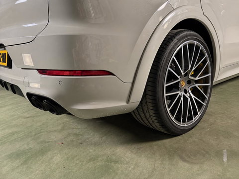 Porsche Cayenne Coupé 3.0 E-Hybrid Keramisch l bose l sport Design | sport Chrome l pano
