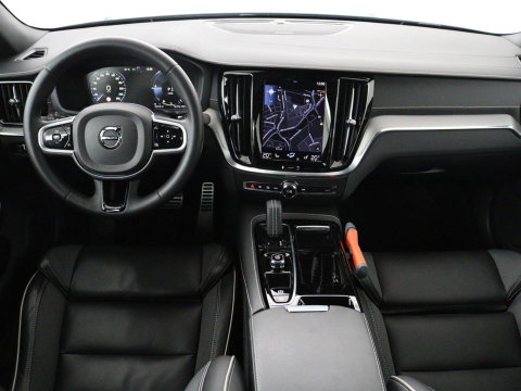 Volvo S60 2.0 Recharge T6 AWD Core | SOH 97,5% | Panoramadak | Stoel & Stuurverwarming | Pilot assist | Adaptive cruise | Navigatie | Bluetooth | Carplay | Climate control | Harman Kardon | DAB+