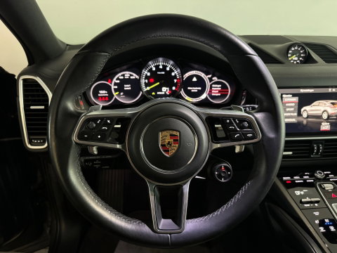 Porsche Cayenne Coupé 3.0 E-Hybrid Pano|Massage|Softclose|Trekhaak|360