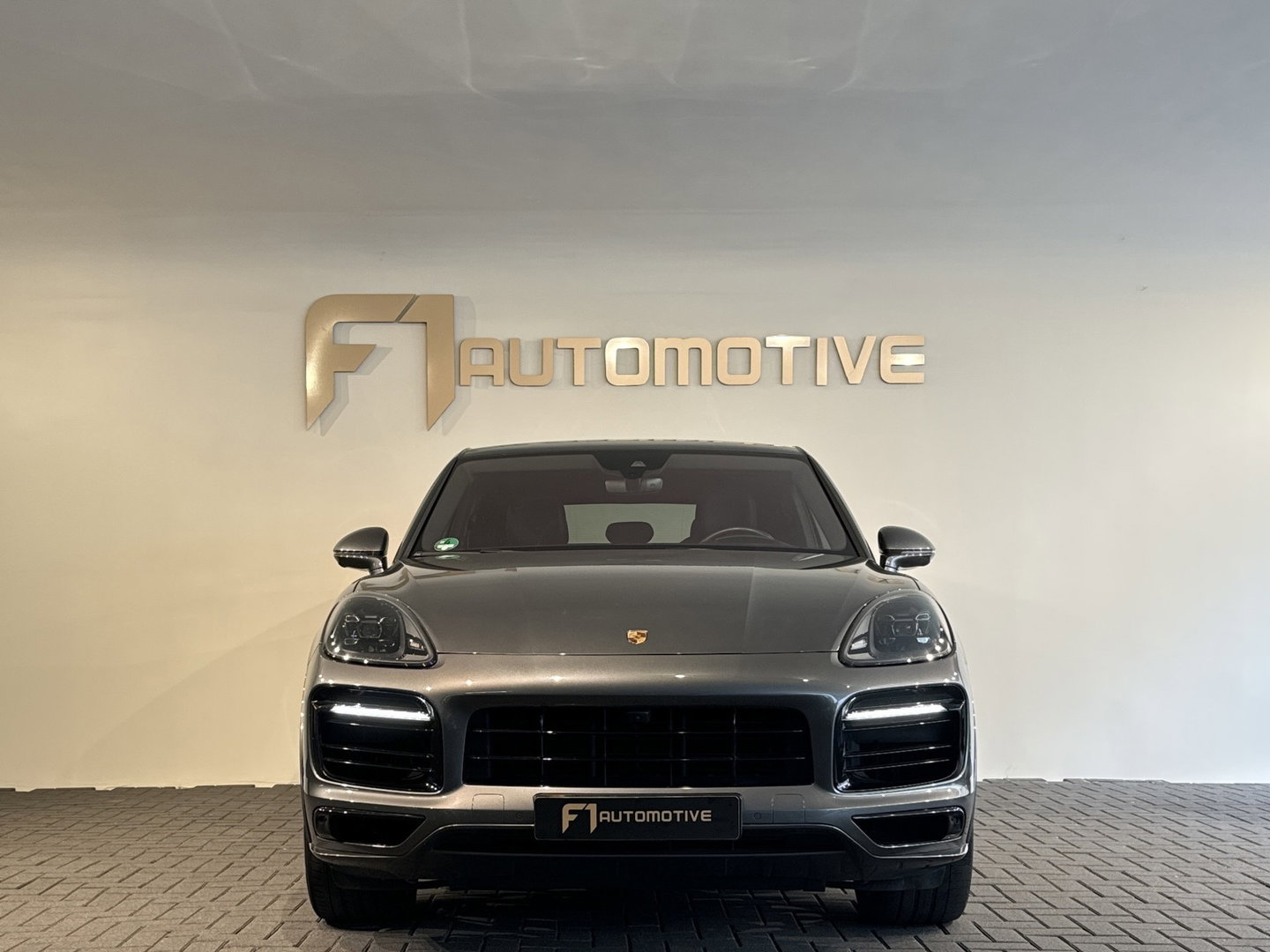 Porsche Cayenne Coupé 3.0 E-Hybrid Pano|Massage|Softclose|Trekhaak|360