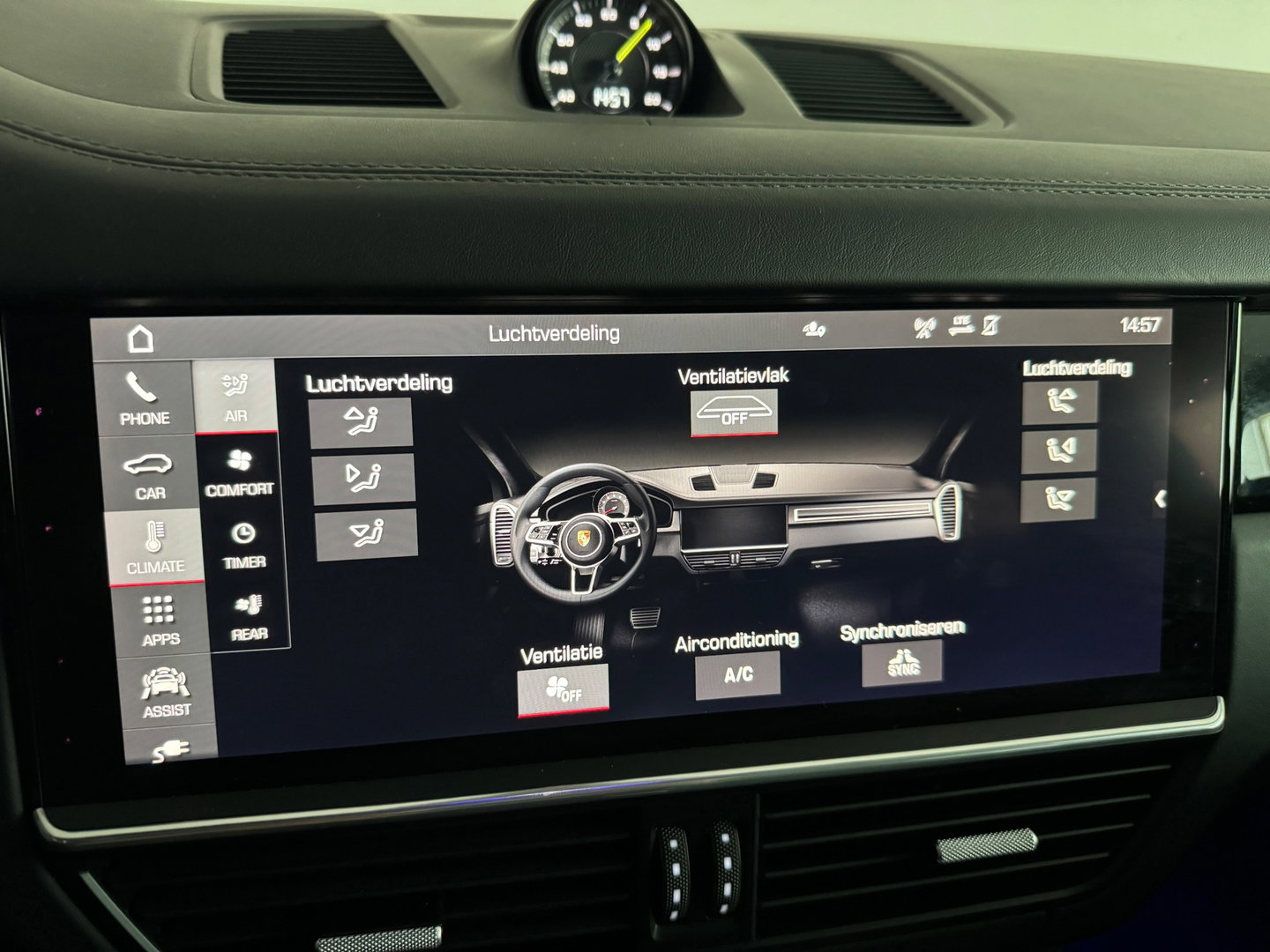 Porsche Cayenne Coupé 3.0 E-Hybrid Pano|Massage|Softclose|Trekhaak|360