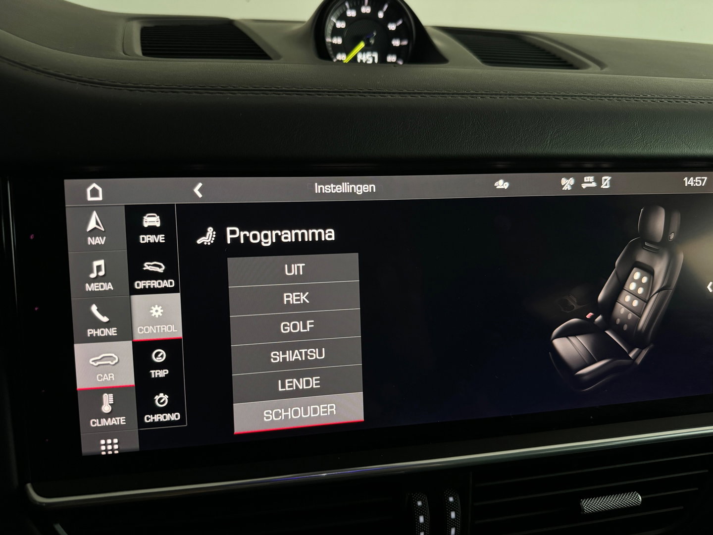 Porsche Cayenne Coupé 3.0 E-Hybrid Pano|Massage|Softclose|Trekhaak|360