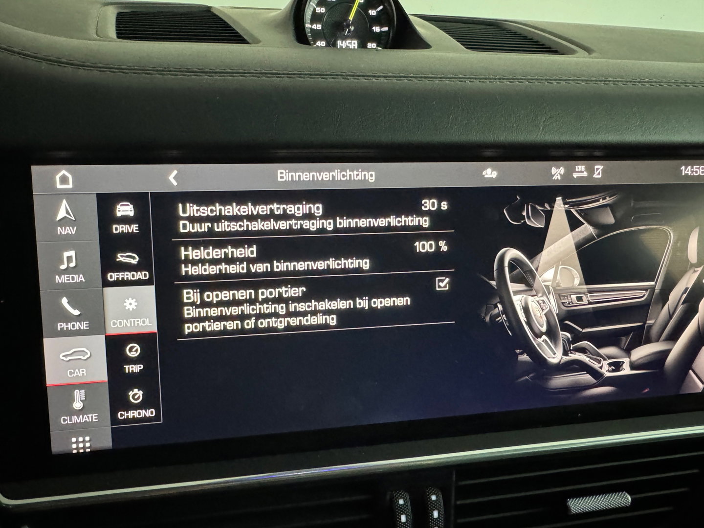 Porsche Cayenne Coupé 3.0 E-Hybrid Pano|Massage|Softclose|Trekhaak|360