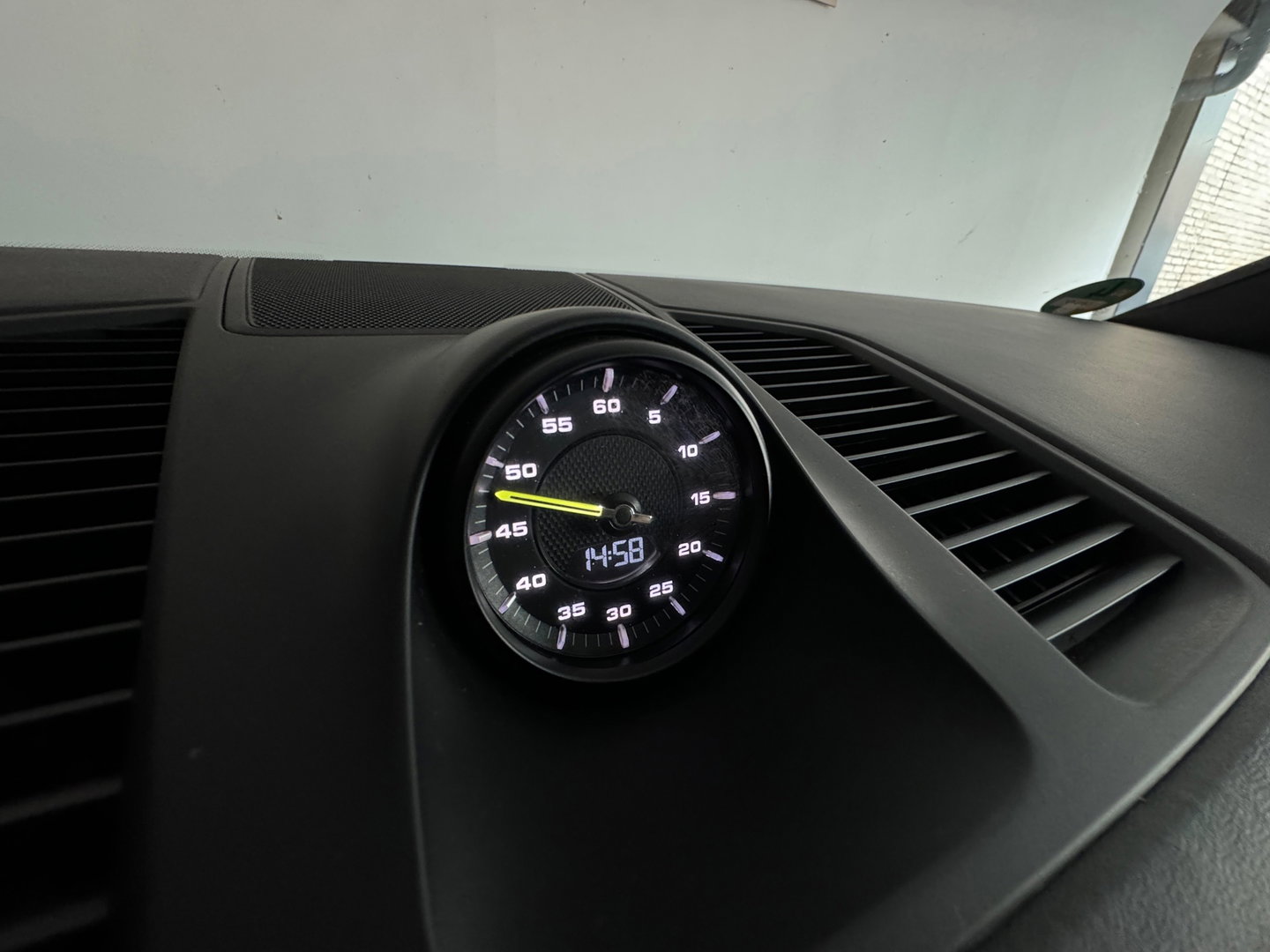 Porsche Cayenne Coupé 3.0 E-Hybrid Pano|Massage|Softclose|Trekhaak|360
