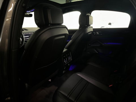 Porsche Cayenne Coupé 3.0 E-Hybrid Pano|Massage|Softclose|Trekhaak|360
