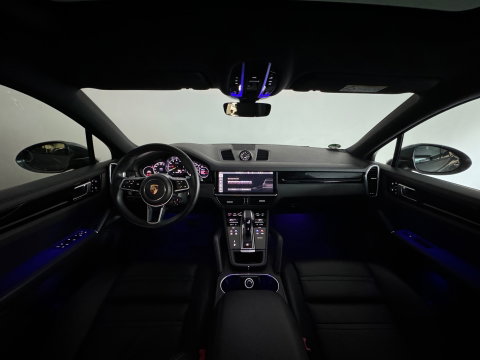 Porsche Cayenne Coupé 3.0 E-Hybrid Pano|Massage|Softclose|Trekhaak|360