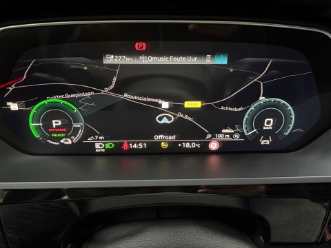Audi Q8 e-tron SQ8 50 quattro S Edition 95 kWh,21"LM, Pano, Adaptive Cruise, 360, Trekhaak, Luchtvering, Leder
