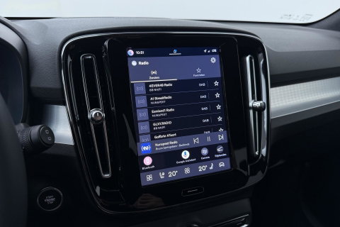 Volvo XC40 2.0 B3 Plus Black Edition | Harman/Kardon | 360° Camera | Pilot Assist | BLIS | Stoel+Stuurverwarming | Pixel-LED | Memory | ACC | 20 Inch