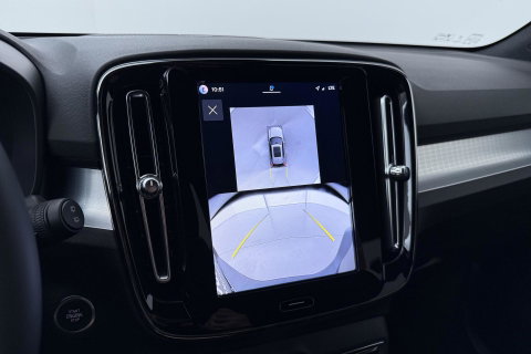 Volvo XC40 2.0 B3 Plus Black Edition | Harman/Kardon | 360° Camera | Pilot Assist | BLIS | Stoel+Stuurverwarming | Pixel-LED | Memory | ACC | 20 Inch