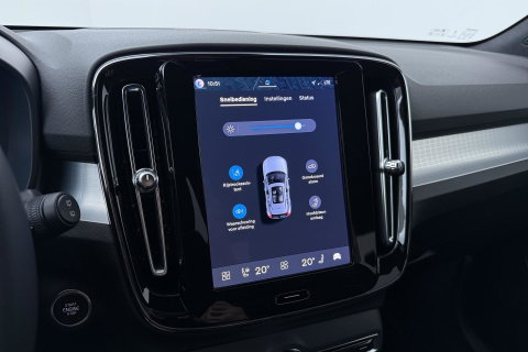 Volvo XC40 2.0 B3 Plus Black Edition | Harman/Kardon | 360° Camera | Pilot Assist | BLIS | Stoel+Stuurverwarming | Pixel-LED | Memory | ACC | 20 Inch