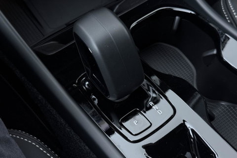 Volvo XC40 2.0 B3 Plus Black Edition | Harman/Kardon | 360° Camera | Pilot Assist | BLIS | Stoel+Stuurverwarming | Pixel-LED | Memory | ACC | 20 Inch