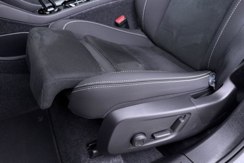 Volvo XC40 2.0 B3 Plus Black Edition | Harman/Kardon | 360° Camera | Pilot Assist | BLIS | Stoel+Stuurverwarming | Pixel-LED | Memory | ACC | 20 Inch
