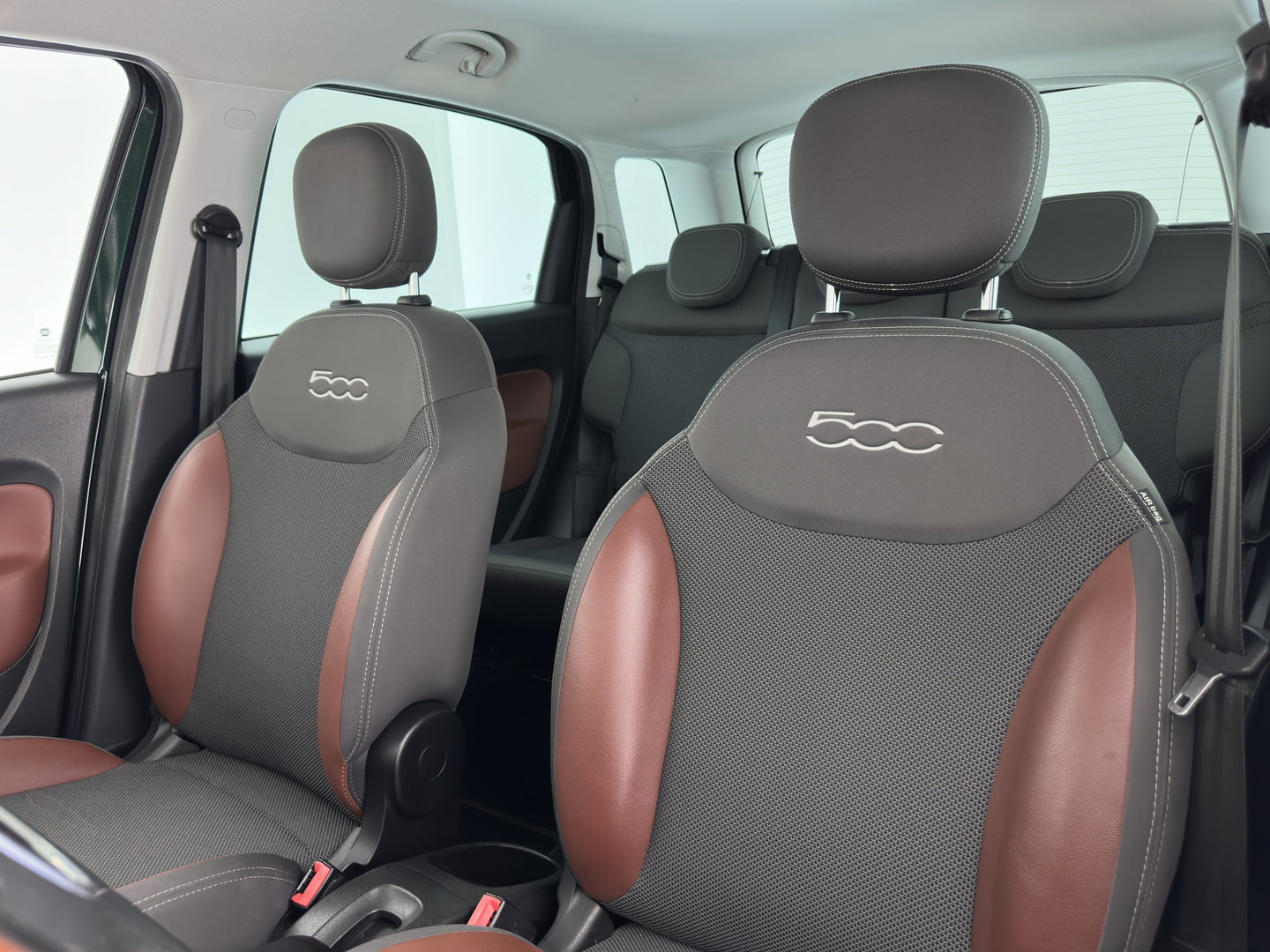 Fiat 500L Living 1.6 M-Jet Lounge *NAVI-FULLMAP | ALCANTARA-FABRIC | COMFORTSEATS | ECC | PDC | CRUISE | TOWBAR | 17''ALU*