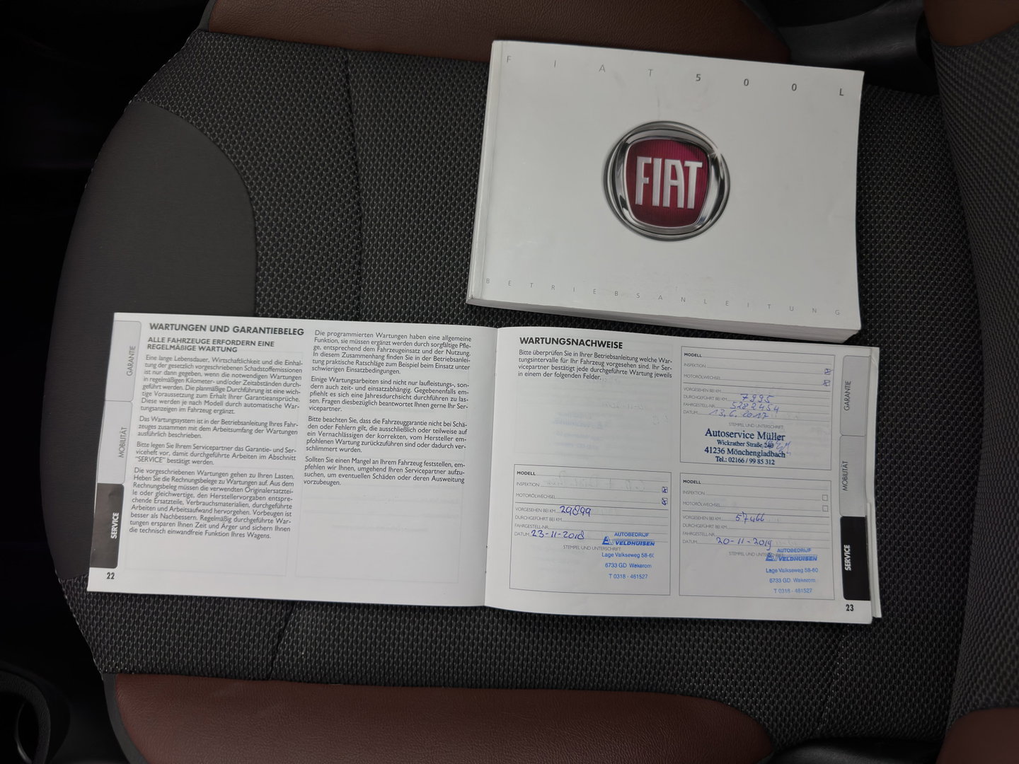 Fiat 500L Living 1.6 M-Jet Lounge *NAVI-FULLMAP | ALCANTARA-FABRIC | COMFORTSEATS | ECC | PDC | CRUISE | TOWBAR | 17''ALU*