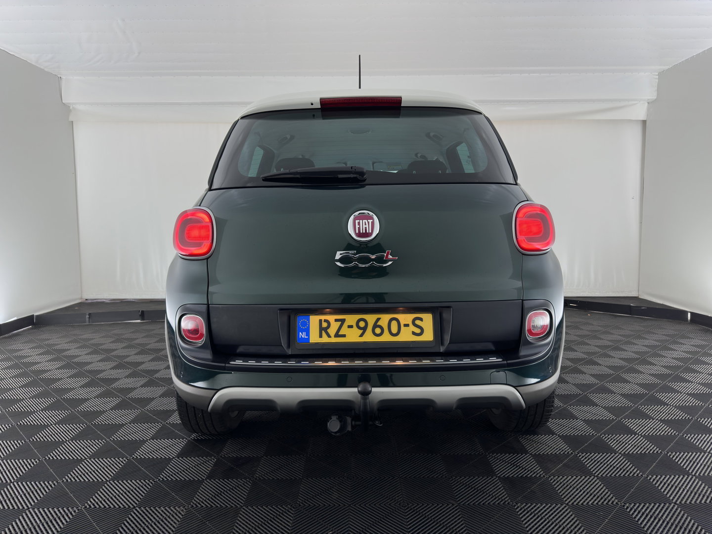 Fiat 500L Living 1.6 M-Jet Lounge *NAVI-FULLMAP | ALCANTARA-FABRIC | COMFORTSEATS | ECC | PDC | CRUISE | TOWBAR | 17''ALU*