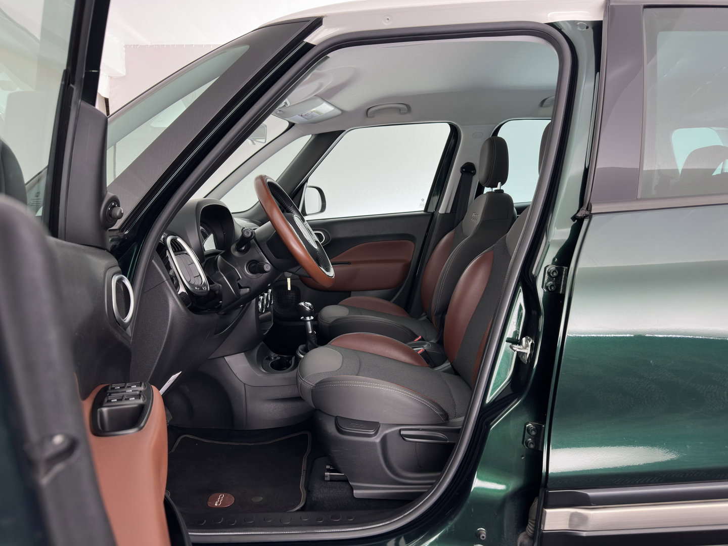 Fiat 500L Living 1.6 M-Jet Lounge *NAVI-FULLMAP | ALCANTARA-FABRIC | COMFORTSEATS | ECC | PDC | CRUISE | TOWBAR | 17''ALU*
