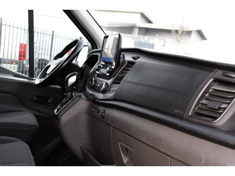 Ford Transit 350 2.0 TDCI L3H2 Raptor Edition Camera, Cruise, Carplay, 170pk, Trekhaak, Multimedia, Sensoren, Uniek!