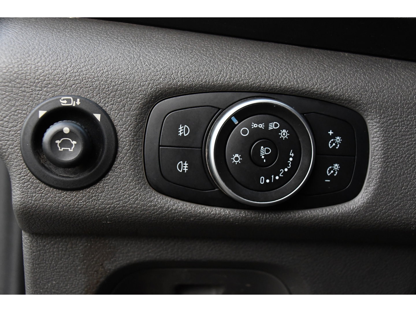 Ford Transit 350 2.0 TDCI L3H2 Raptor Edition Camera, Cruise, Carplay, 170pk, Trekhaak, Multimedia, Sensoren, Uniek!