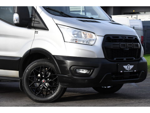 Ford Transit 350 2.0 TDCI L3H2 Raptor Edition Camera, Cruise, Carplay, 170pk, Trekhaak, Multimedia, Sensoren, Uniek!