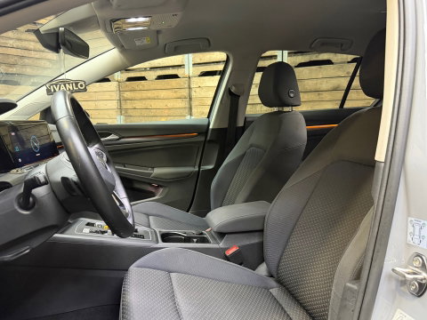 Volkswagen Golf 1.5 eTSI Style, 17" LM, Adaptive cruise, Virtual Cockpit, Automaat, Nav